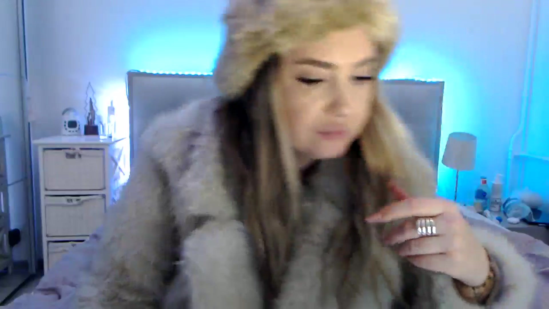 Gallery image thumbnail from CrinnaMania's myfreecams stream on, 02/14/2025, 17:01 image 11 of 20
