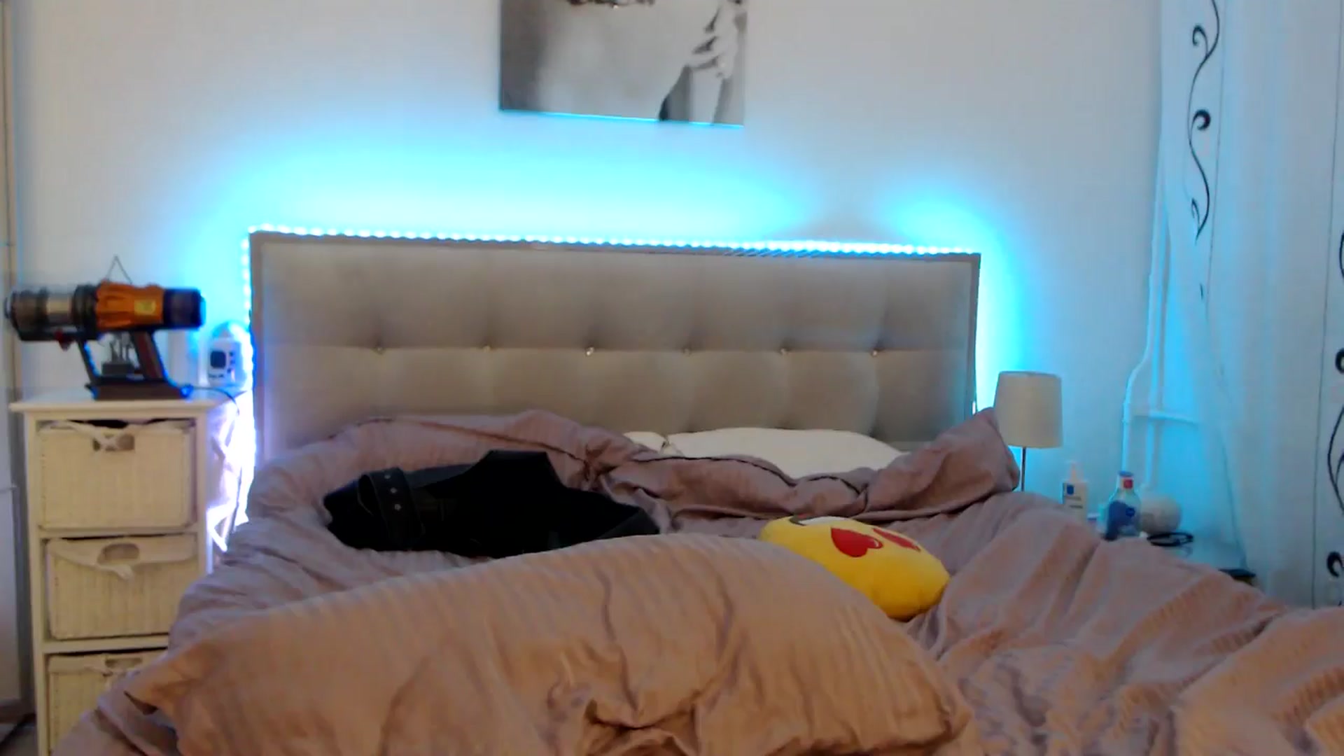 Gallery image thumbnail from CrinnaMania's myfreecams stream on, 03/14/2025, 12:24 image 2 of 20