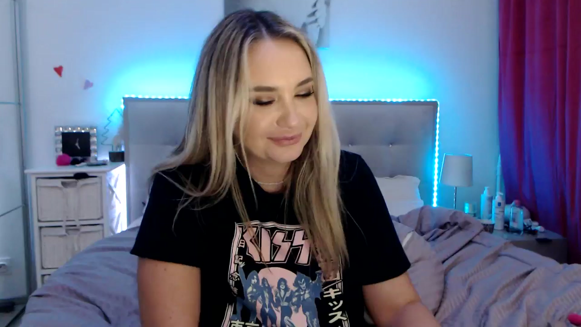 Gallery image thumbnail from CrinnaMania's myfreecams stream on, 10/11/2025, 22:19 image 12 of 20