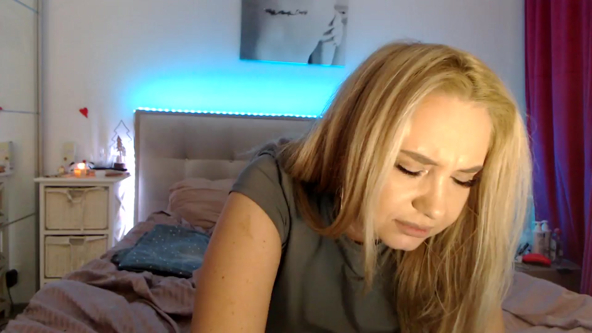 Gallery image thumbnail from CrinnaMania's myfreecams stream on, 01/08/2026, 12:04 image 20 of 20