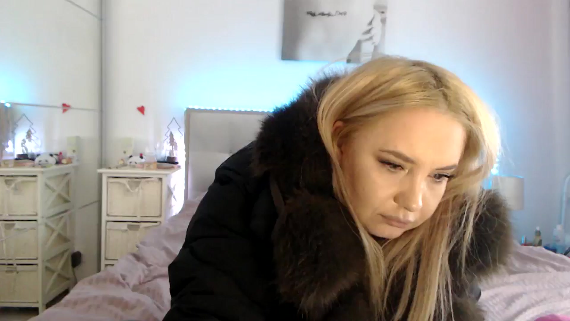 Gallery image thumbnail from CrinnaMania's myfreecams stream on, 01/08/2026, 12:30 image 20 of 20