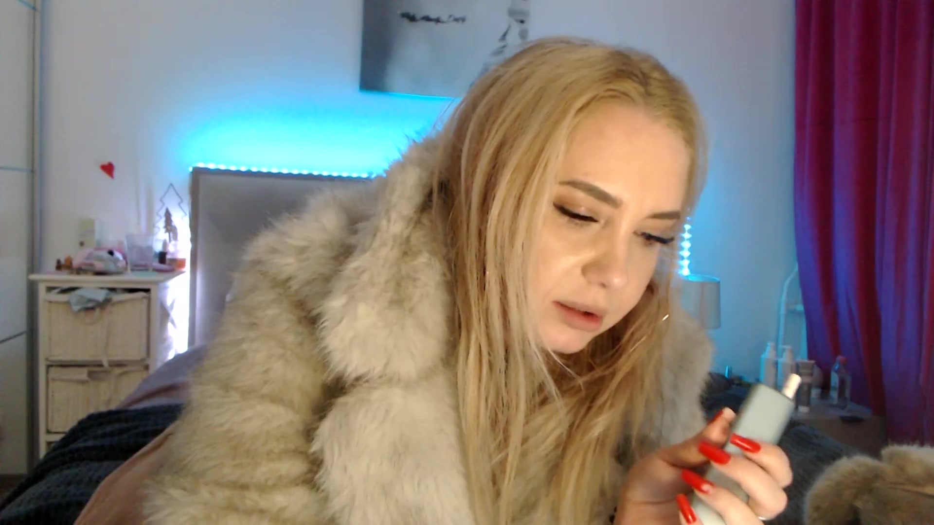 Gallery image thumbnail from CrinnaMania's myfreecams stream on, 01/12/2026, 12:37 image 20 of 20