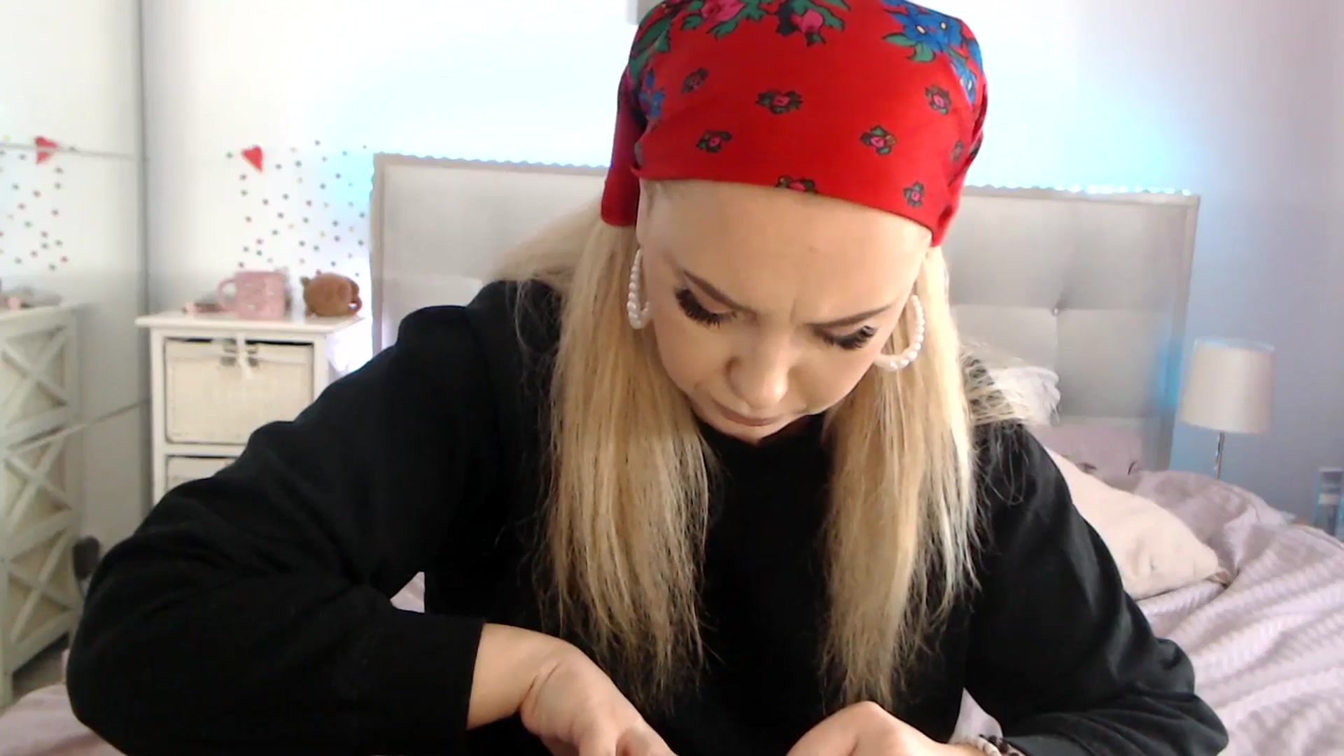 Gallery image thumbnail from CrinnaMania's myfreecams stream on, 02/25/2026, 12:32 image 15 of 20