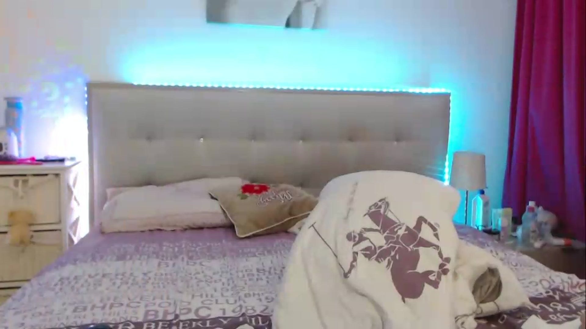 Gallery image thumbnail from CrinnaMania's myfreecams stream on, 08/09/2026, 09:11 image 8 of 20