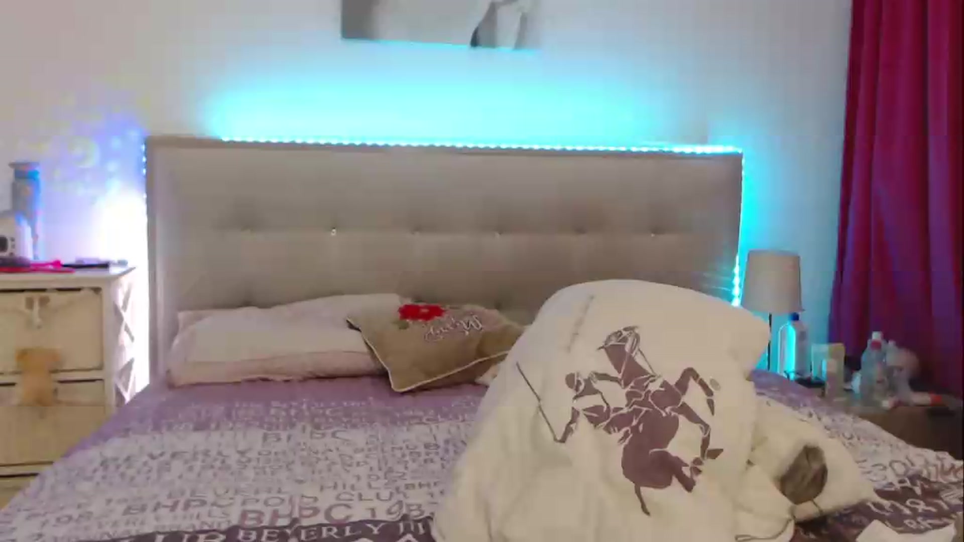 Gallery image thumbnail from CrinnaMania's myfreecams stream on, 08/09/2026, 09:11 image 10 of 20