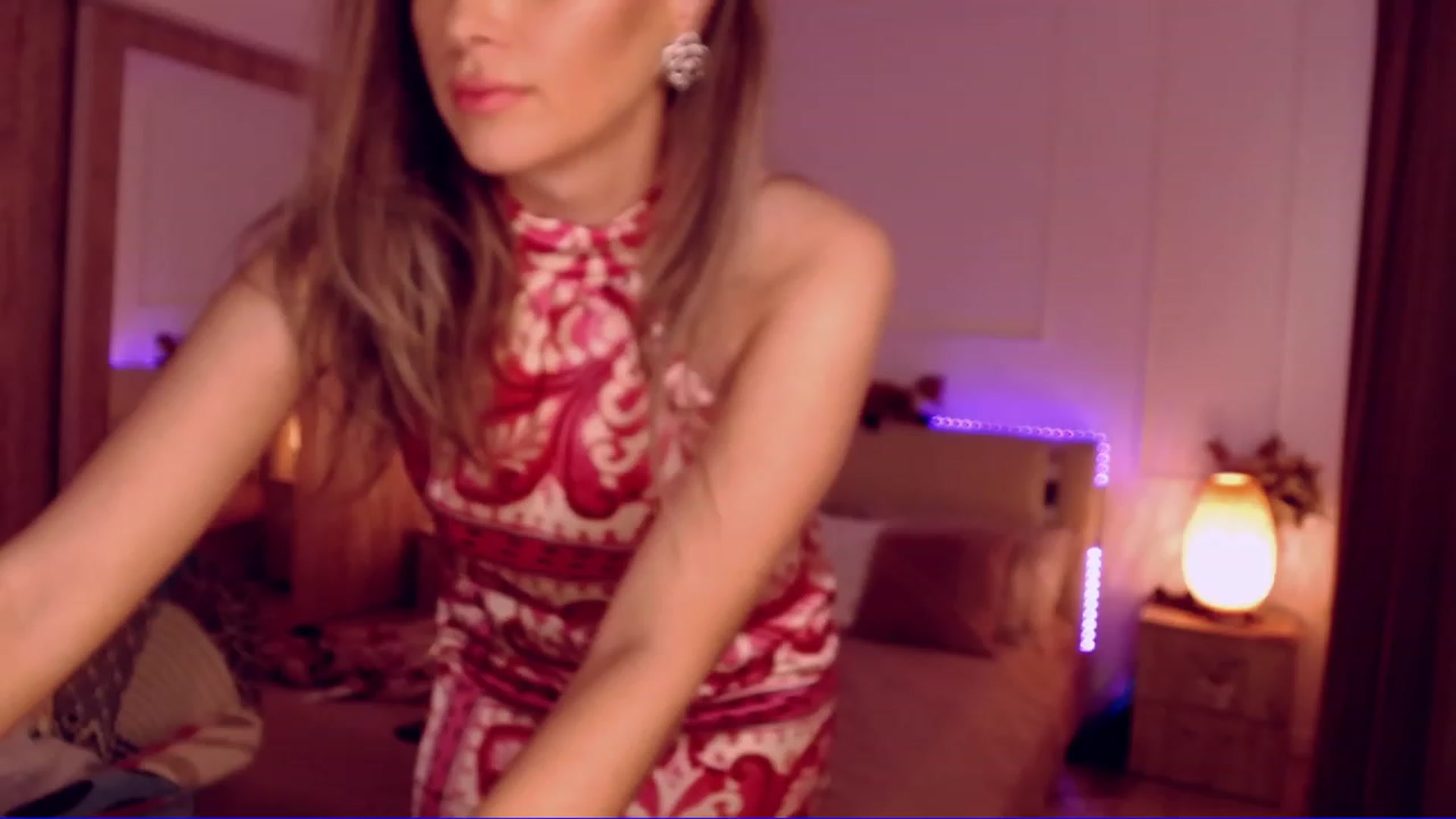 Gallery image thumbnail from Cris_Doll's myfreecams stream on, 07/25/2023, 04:23 image 3 of 20