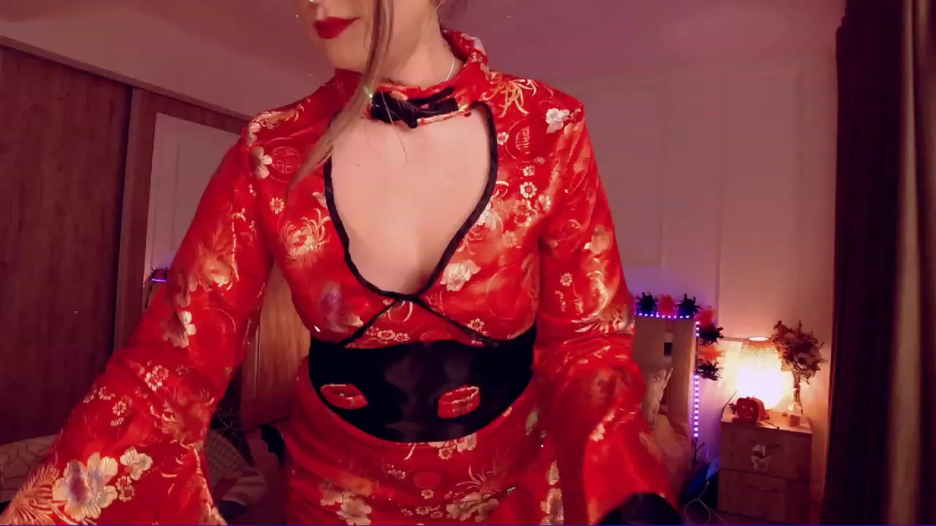 Gallery image thumbnail from Cris_Doll's myfreecams stream on, 11/01/2023, 03:01 image 12 of 20