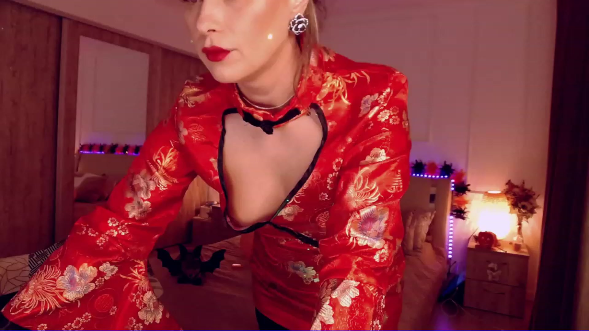 Gallery image thumbnail from Cris_Doll's myfreecams stream on, 11/01/2023, 03:31 image 14 of 20