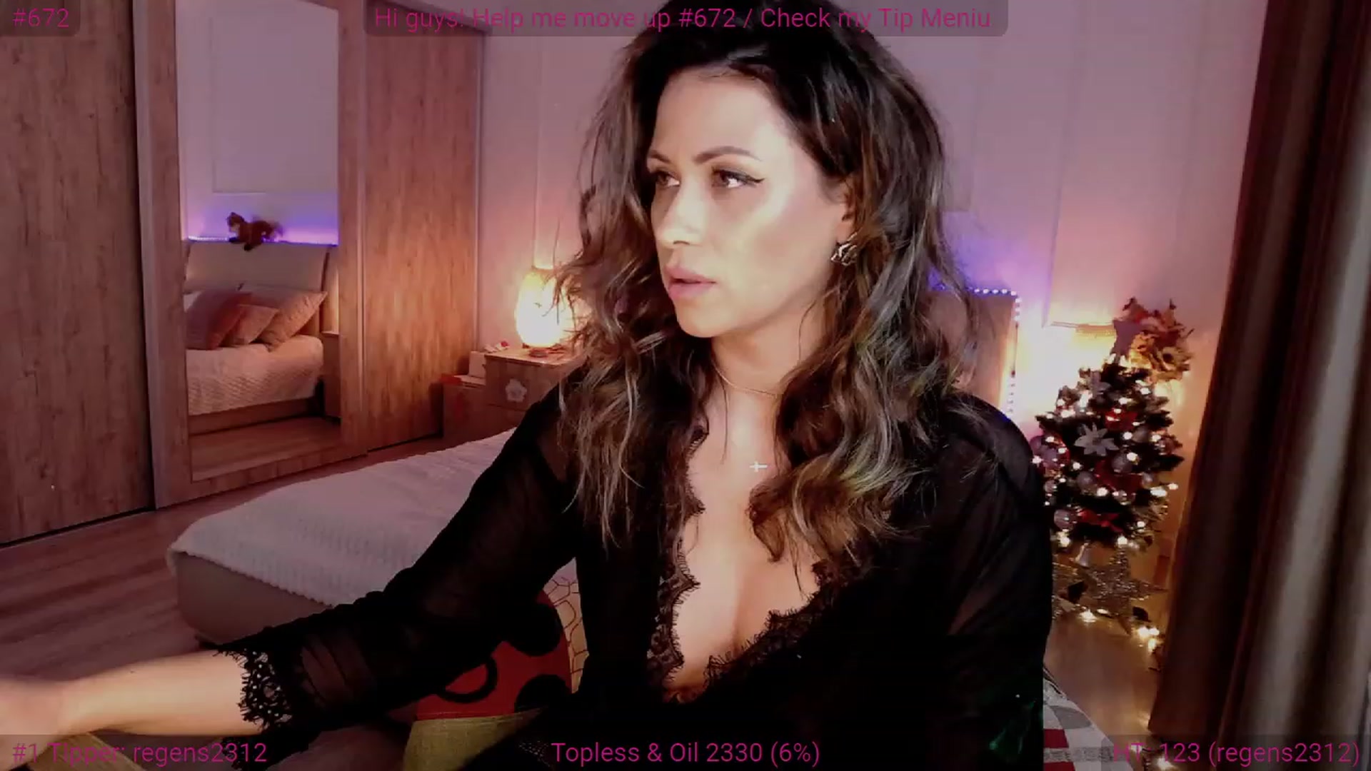 Gallery image thumbnail from Cris_Doll's myfreecams stream on, 12/27/2023, 03:53 image 18 of 20