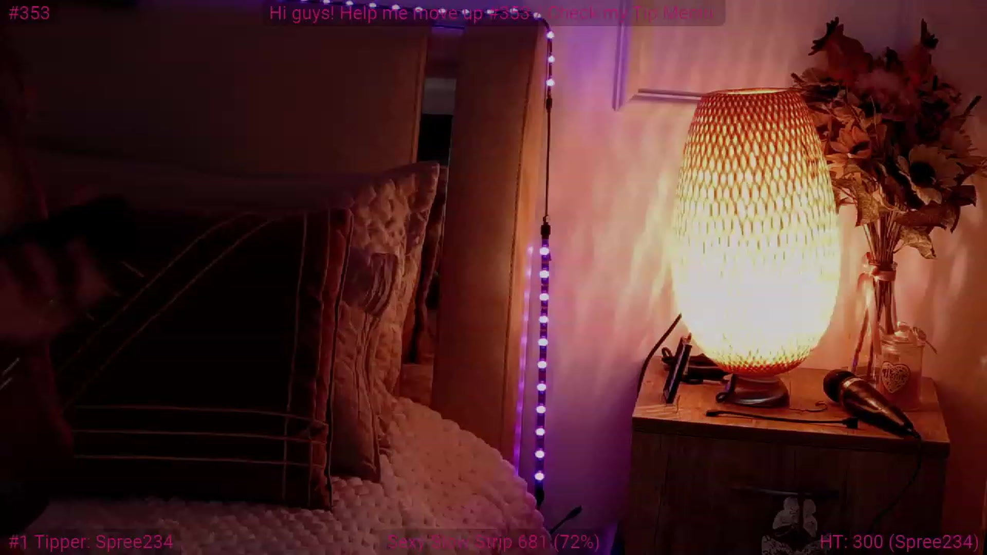Gallery image thumbnail from Cris_Doll's myfreecams stream on, 01/07/2024, 05:33 image 11 of 20