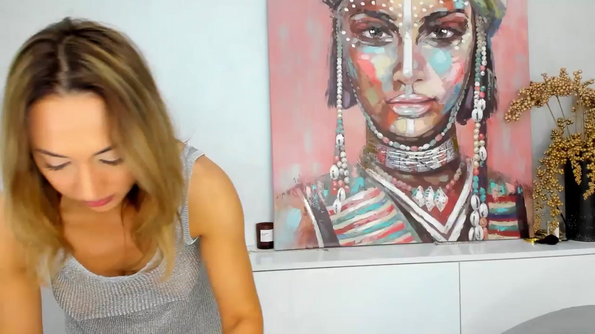 Gallery image thumbnail from CrissMiss's myfreecams stream on, 05/25/2025, 14:44 image 1 of 20