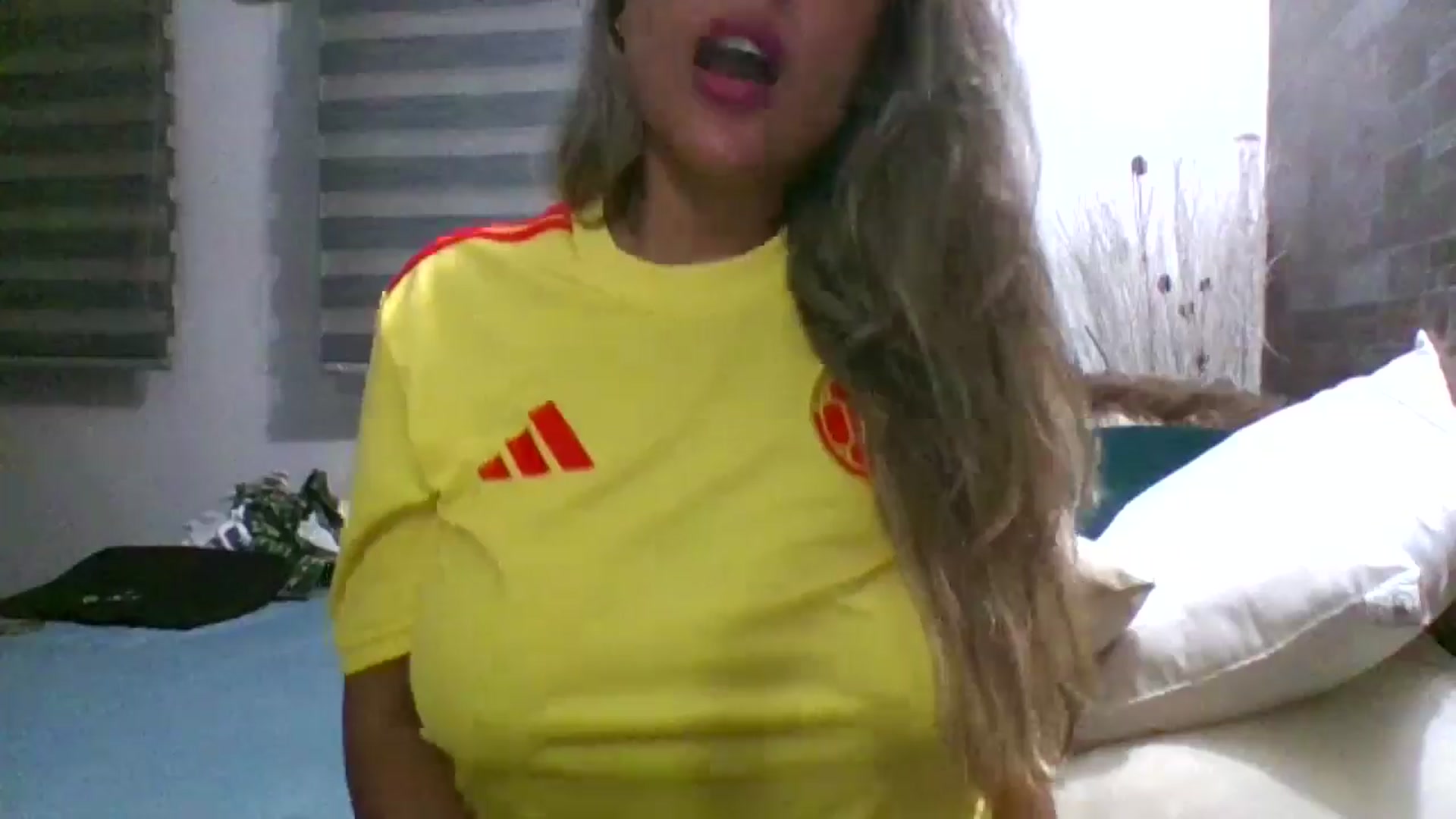 Gallery image thumbnail from Cristal_2018's myfreecams stream on, 09/11/2024, 24:40 image 4 of 20