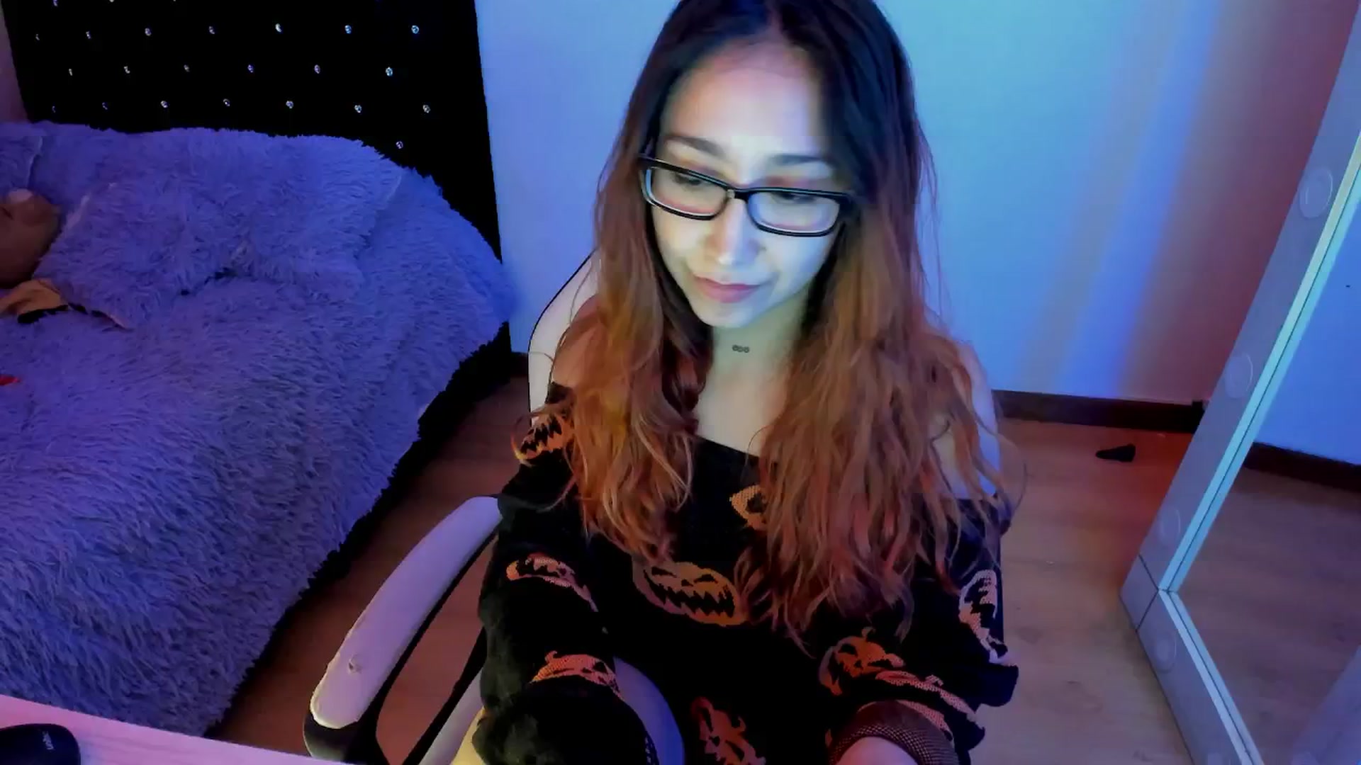 Gallery image thumbnail from Cristal_kat's myfreecams stream on, 09/30/2024, 02:17 image 18 of 20