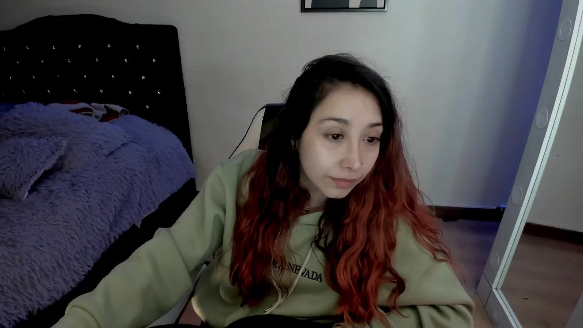 Gallery image thumbnail from Cristal_kat's myfreecams stream on, 10/29/2024, 07:23 image 14 of 20