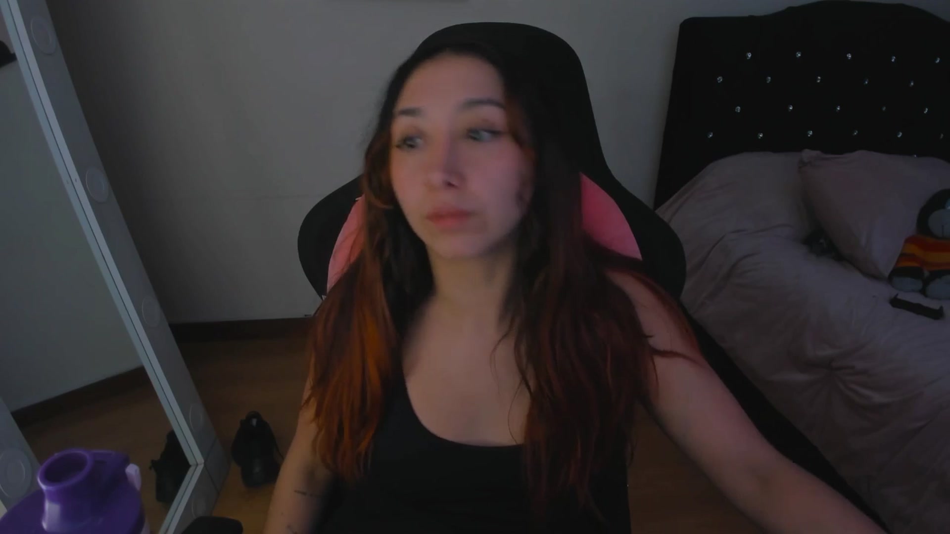 Gallery image thumbnail from Cristal_kat's myfreecams stream on, 10/29/2025, 08:00 image 8 of 20