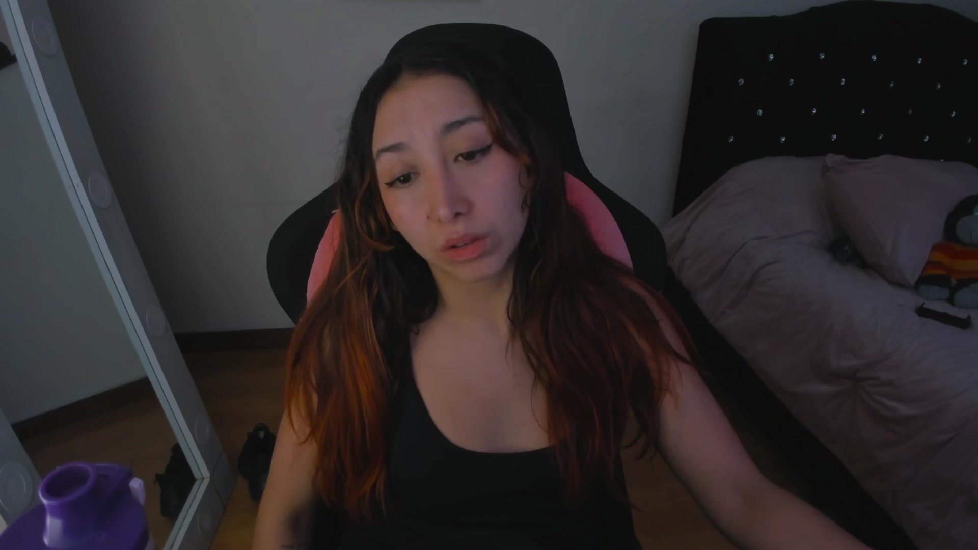 Gallery image thumbnail from Cristal_kat's myfreecams stream on, 10/29/2025, 08:00 image 7 of 20