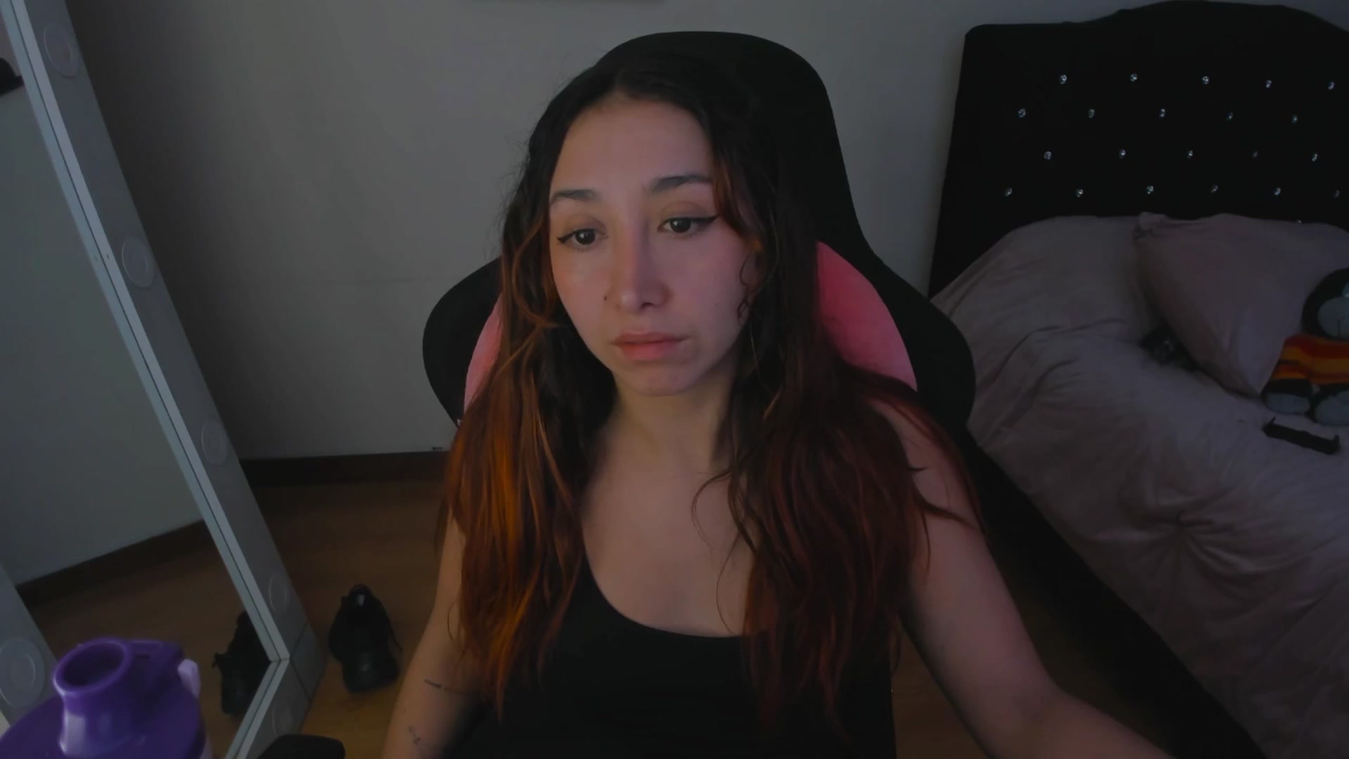 Gallery image thumbnail from Cristal_kat's myfreecams stream on, 10/29/2025, 08:00 image 9 of 20