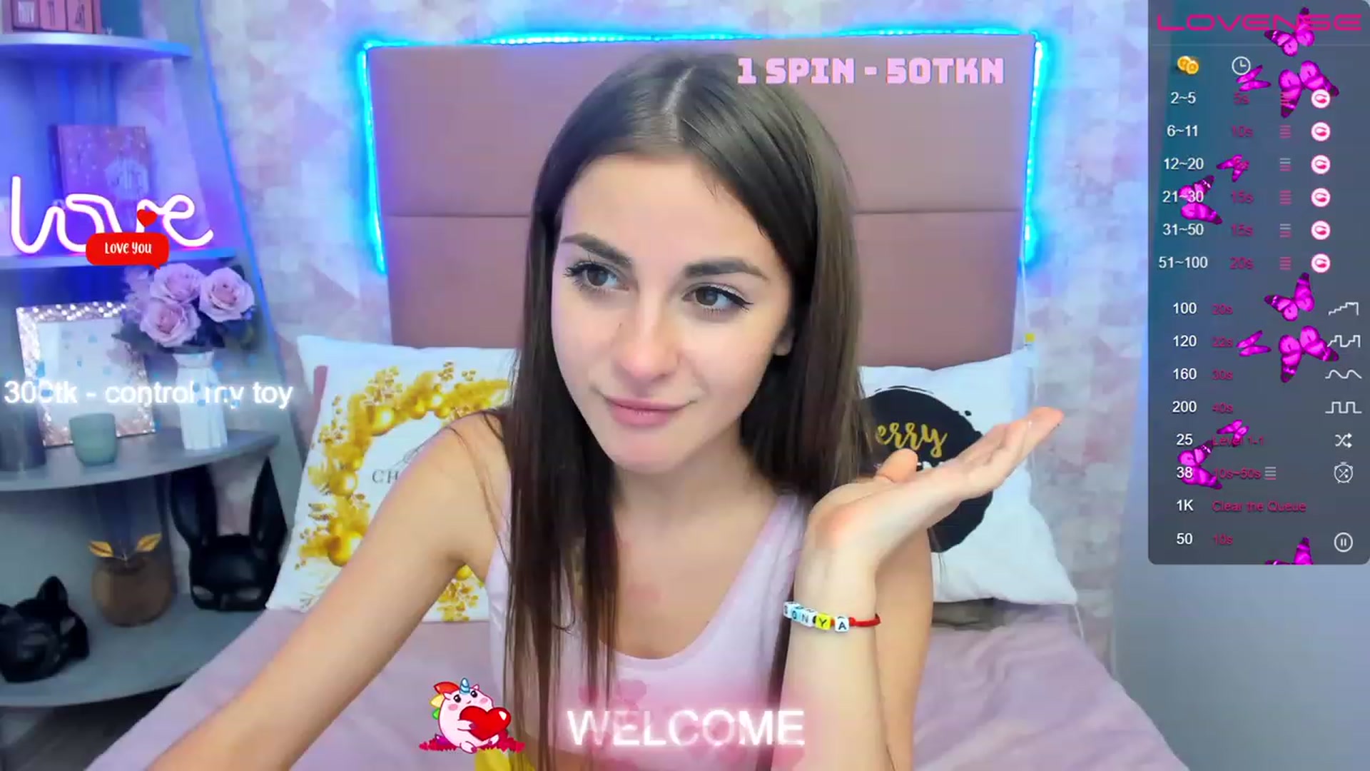 Gallery image thumbnail from CristiRose's myfreecams stream on, 11/21/2022, 19:32 image 10 of 20