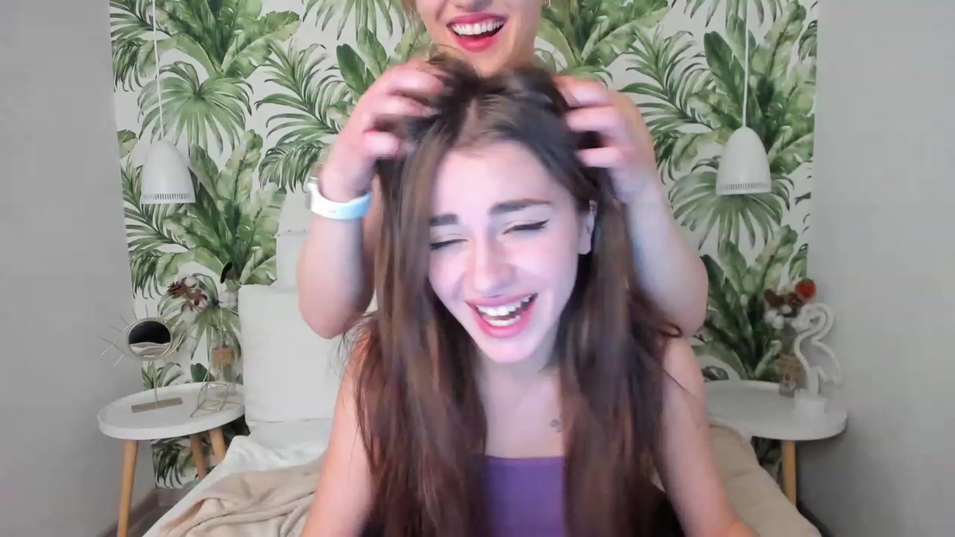 Gallery image thumbnail from CristiRose's myfreecams stream on, 11/24/2022, 16:31 image 13 of 20