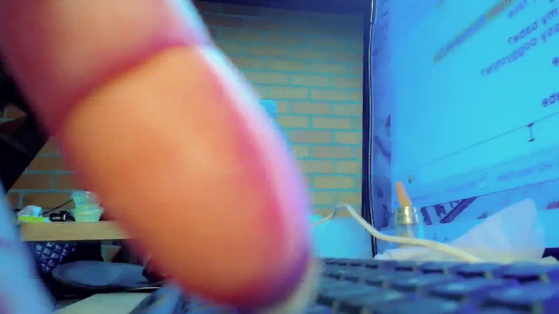 Gallery image thumbnail from CristinMiller's myfreecams stream on, 12/26/2023, 07:40 image 8 of 20