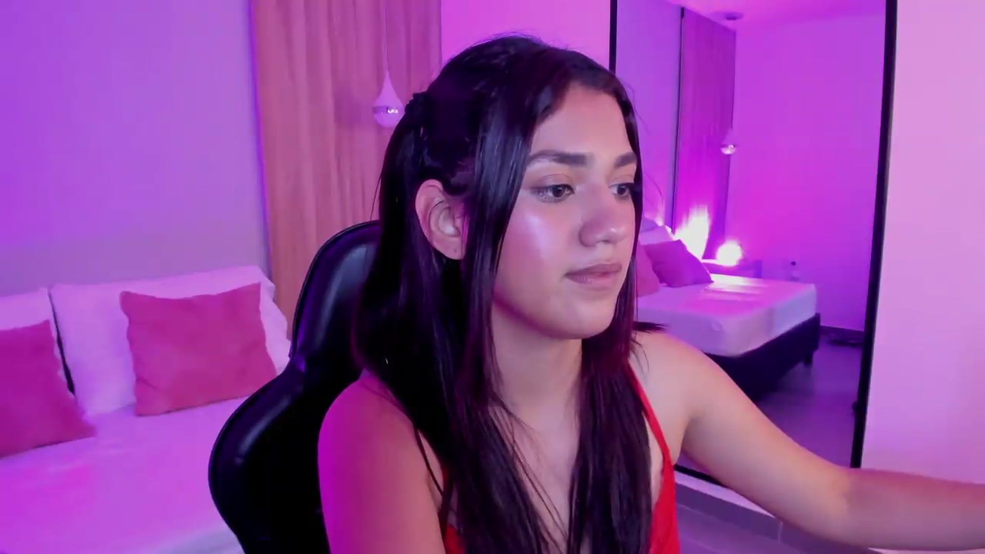 Gallery image thumbnail from Cristin_collins's myfreecams stream on, 05/31/2026, 14:48 image 20 of 20