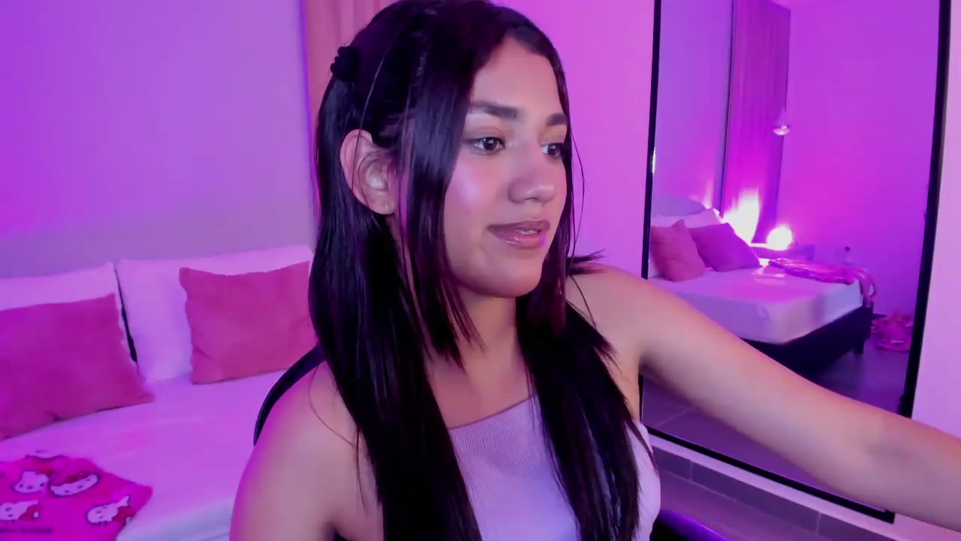 Gallery image thumbnail from Cristin_collins's myfreecams stream on, 05/31/2026, 14:48 image 6 of 20