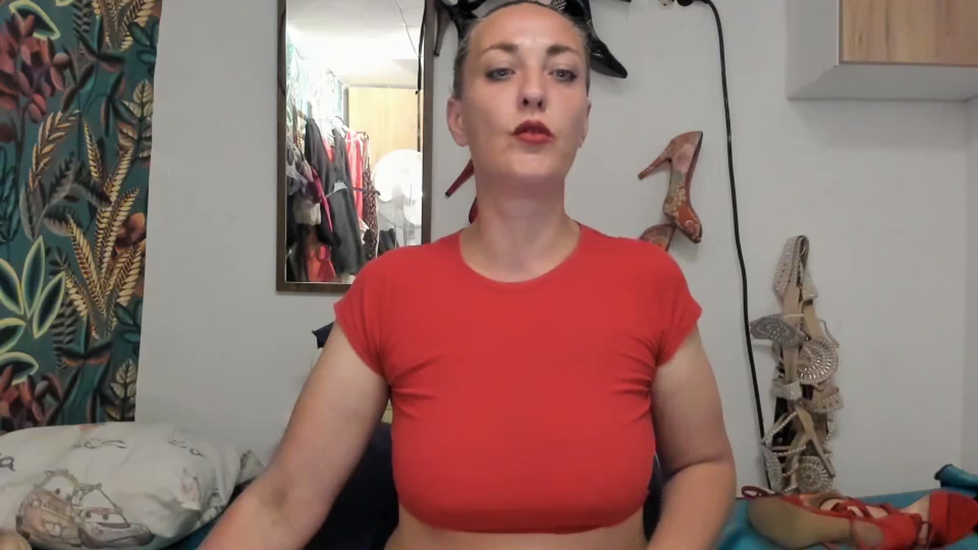 Gallery image thumbnail from Cristina79's myfreecams stream on, 04/27/2025, 11:36 image 10 of 20