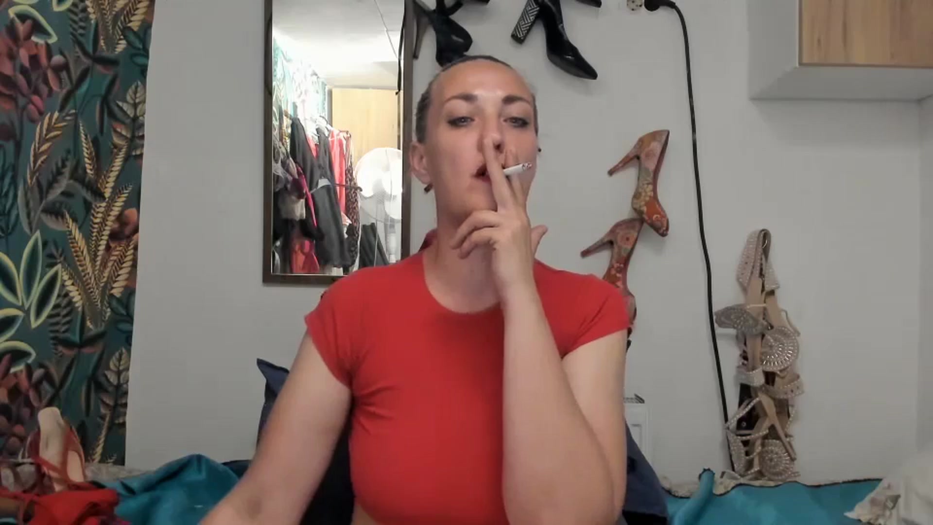 Gallery image thumbnail from Cristina79's myfreecams stream on, 04/27/2025, 12:51 image 3 of 20