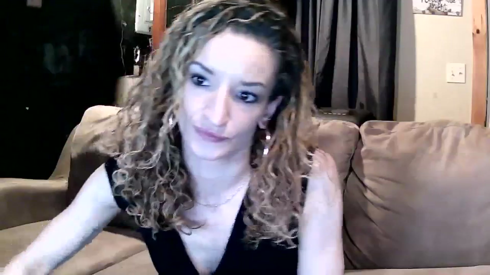 Gallery image thumbnail from Cristinagb's myfreecams stream on, 12/27/2023, 09:11 image 10 of 20