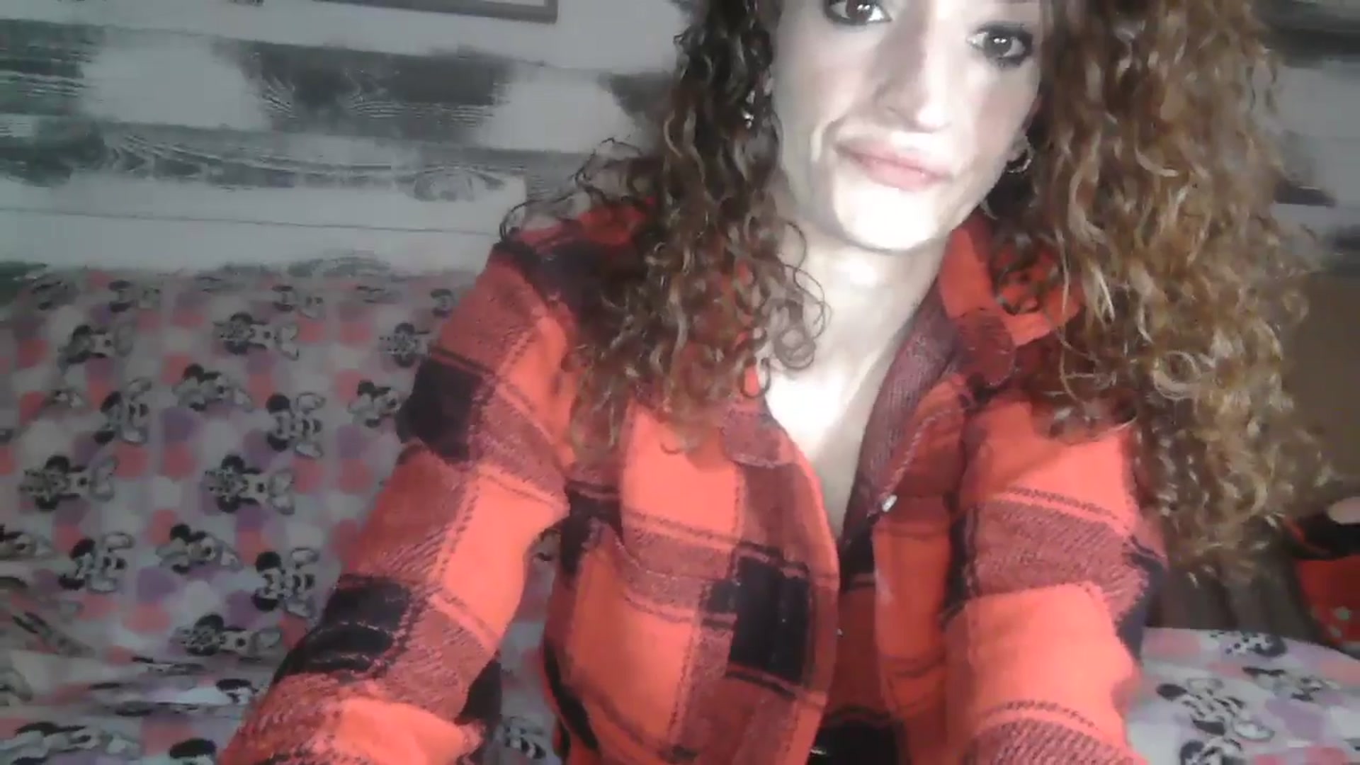 Gallery image thumbnail from Cristinagb's myfreecams stream on, 11/20/2024, 08:43 image 2 of 20