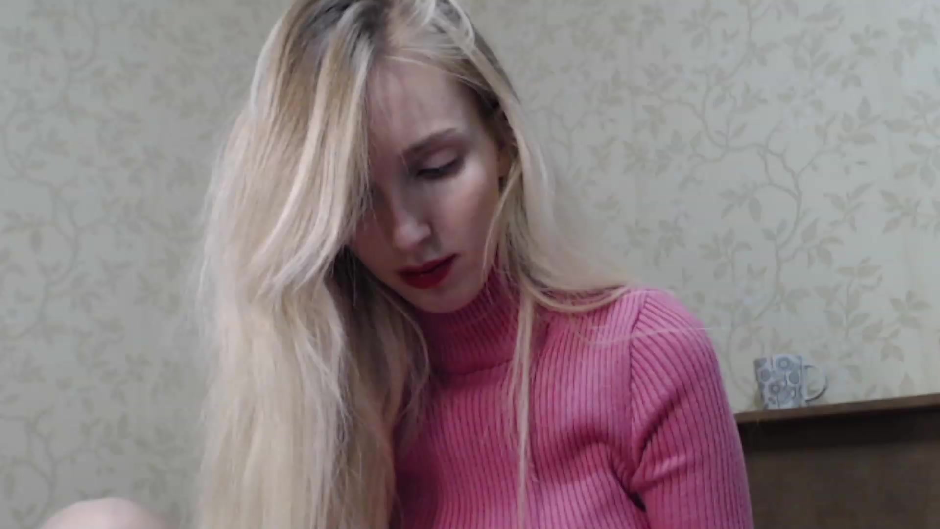 Gallery image thumbnail from CristyGT's myfreecams stream on, 11/28/2022, 01:06 image 16 of 20