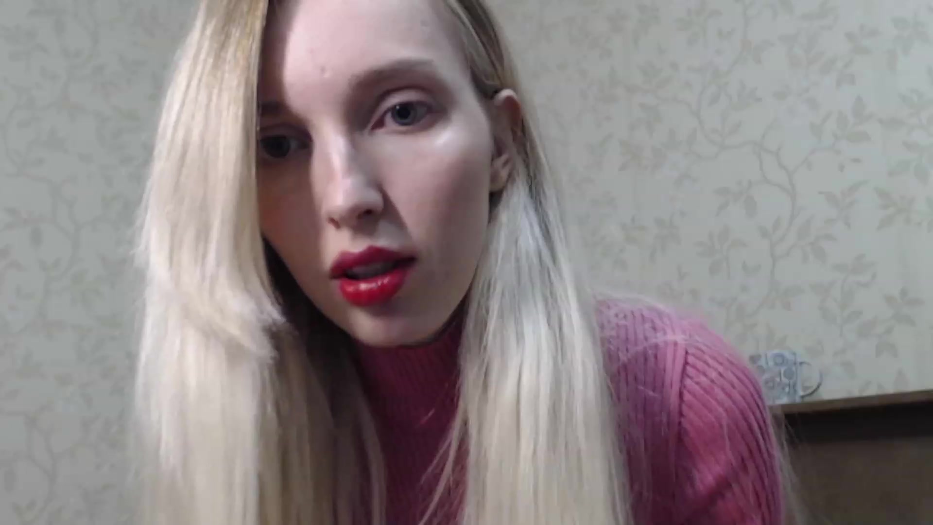 Gallery image thumbnail from CristyGT's myfreecams stream on, 11/28/2022, 01:06 image 7 of 20