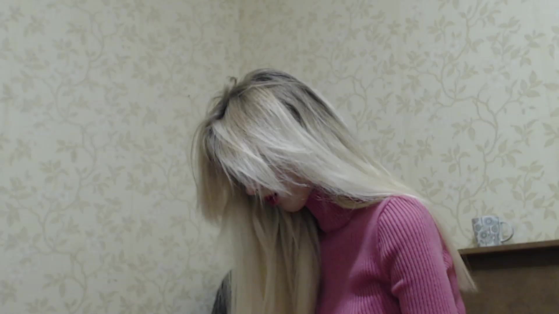 Gallery image thumbnail from CristyGT's myfreecams stream on, 11/28/2022, 01:06 image 18 of 20