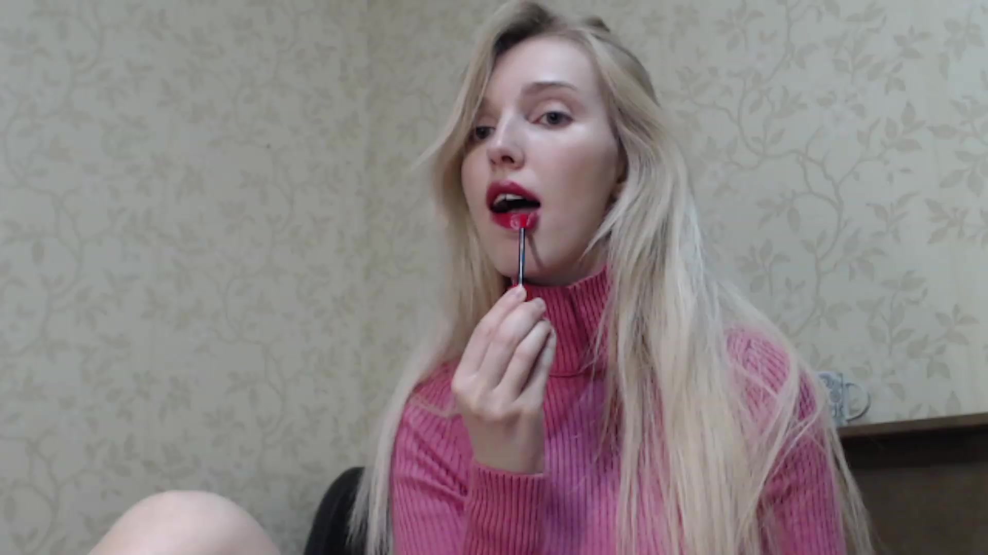 Gallery image thumbnail from CristyGT's myfreecams stream on, 11/28/2022, 01:06 image 14 of 20
