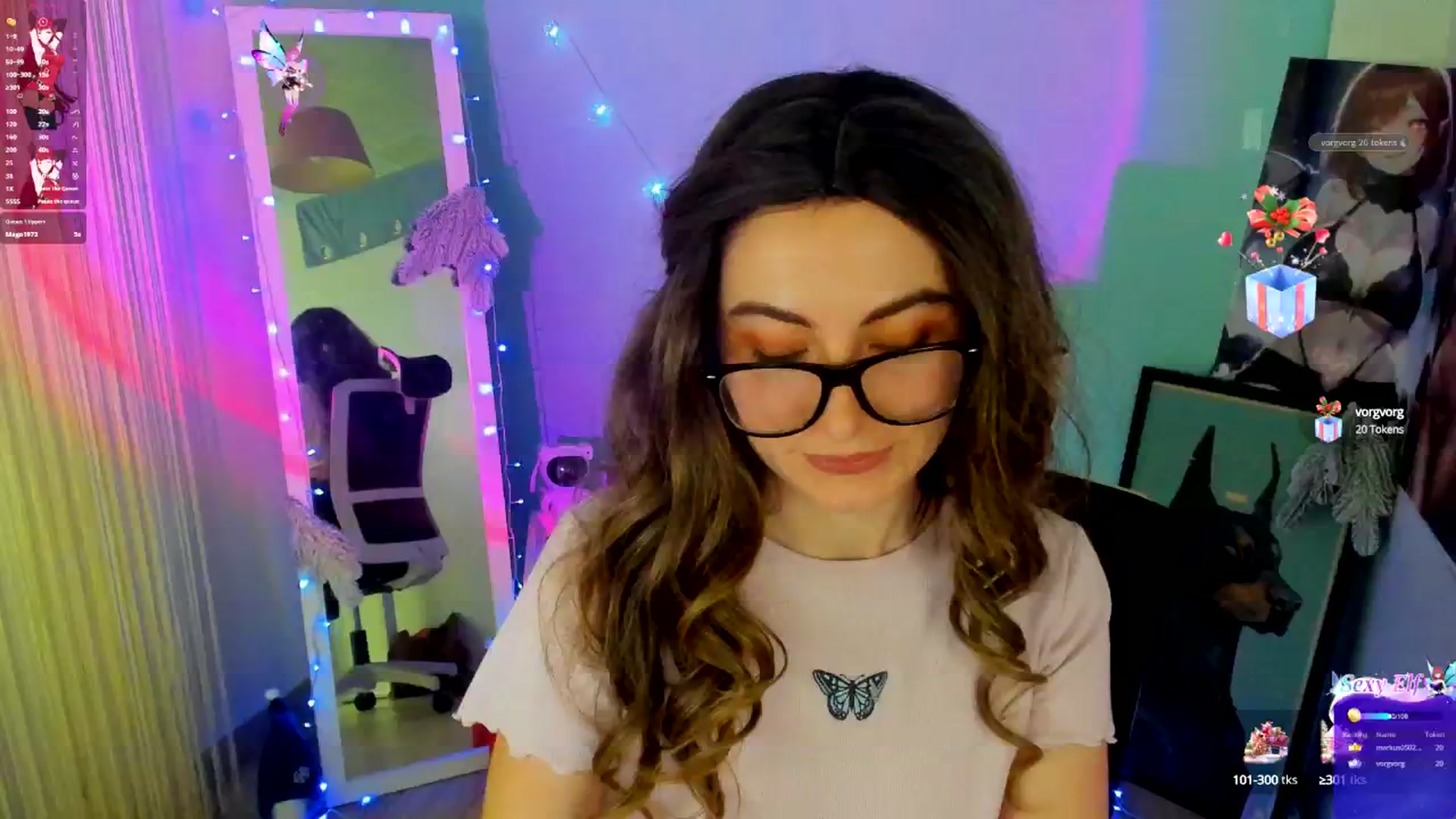 Gallery image thumbnail from Cruella_Black's myfreecams stream on, 12/25/2024, 10:55 image 9 of 20