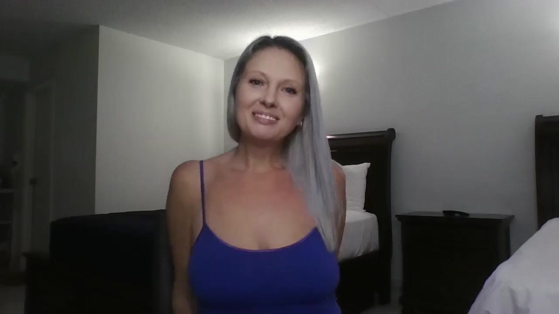 Gallery image thumbnail from Crystaaal's myfreecams stream on, 12/28/2025, 20:02 image 5 of 20
