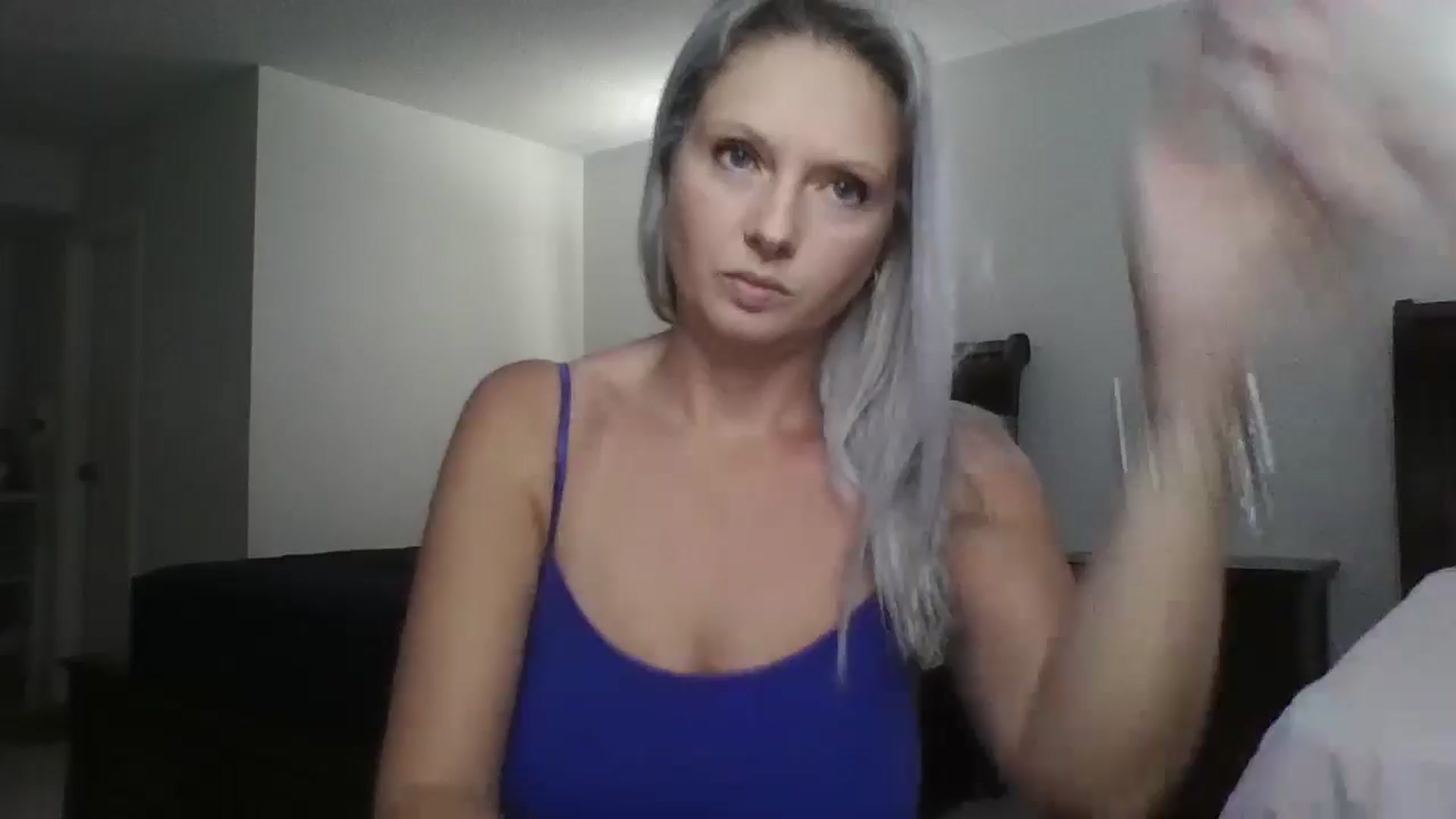 Gallery image thumbnail from Crystaaal's myfreecams stream on, 12/28/2025, 20:02 image 15 of 20