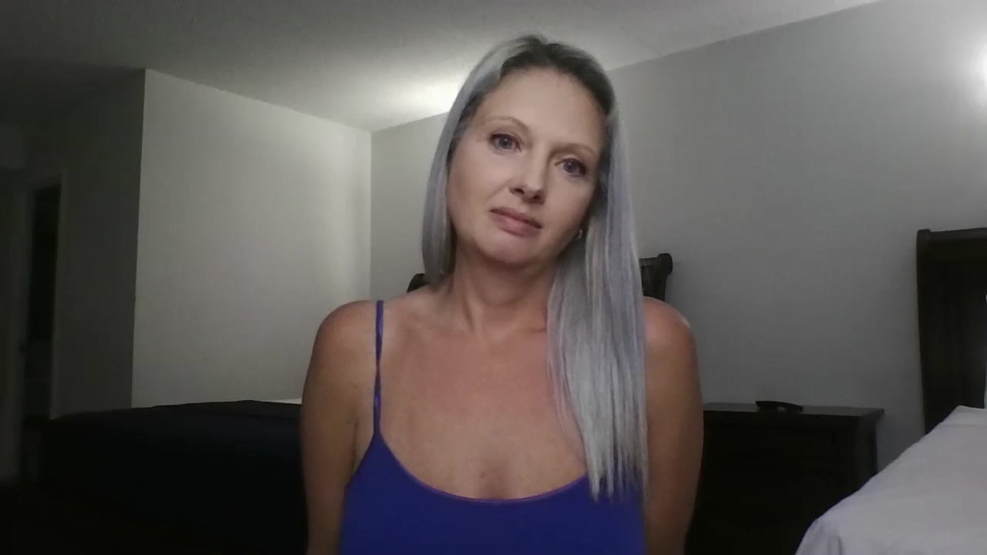 Gallery image thumbnail from Crystaaal's myfreecams stream on, 12/29/2025, 01:49 image 8 of 20