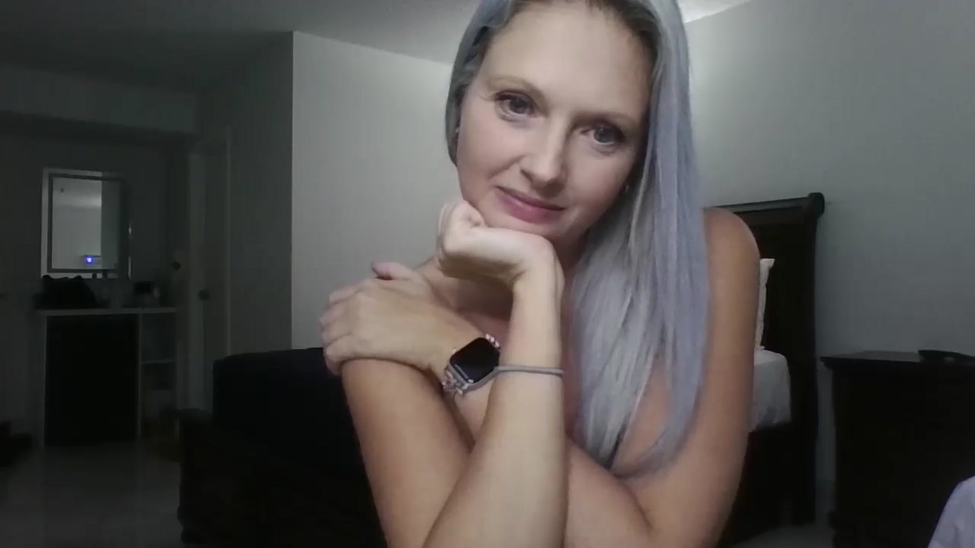 Gallery image thumbnail from Crystaaal's myfreecams stream on, 12/29/2025, 04:16 image 12 of 20