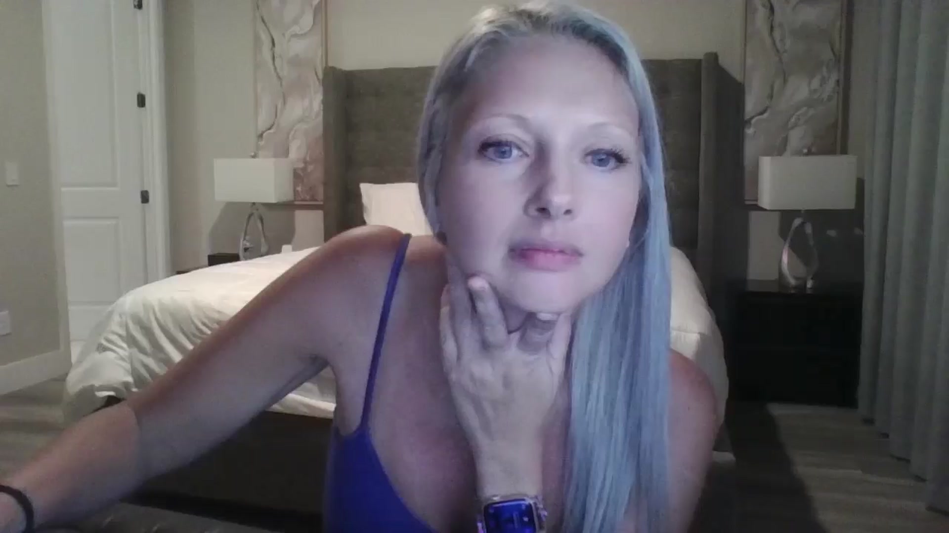 Gallery image thumbnail from Crystaaal's myfreecams stream on, 01/12/2026, 03:15 image 19 of 20