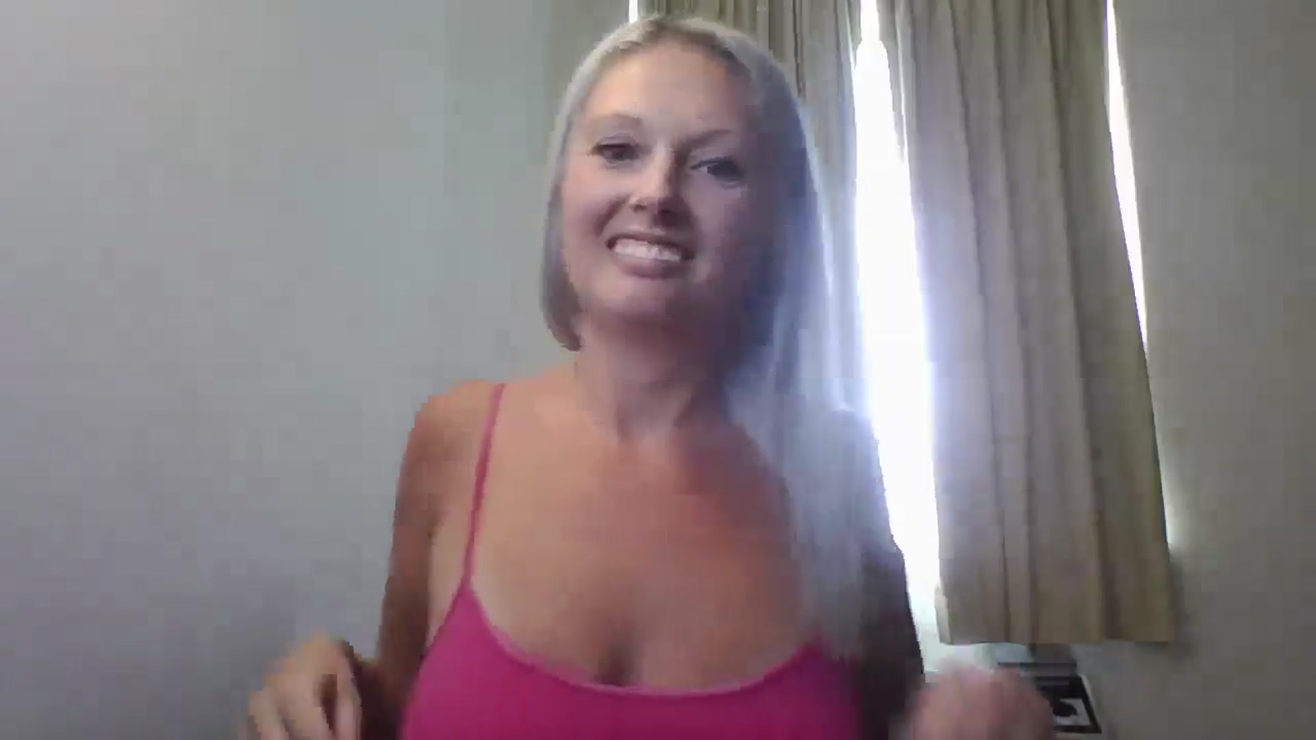 Gallery image thumbnail from Crystaaal's myfreecams stream on, 01/28/2026, 20:00 image 9 of 20