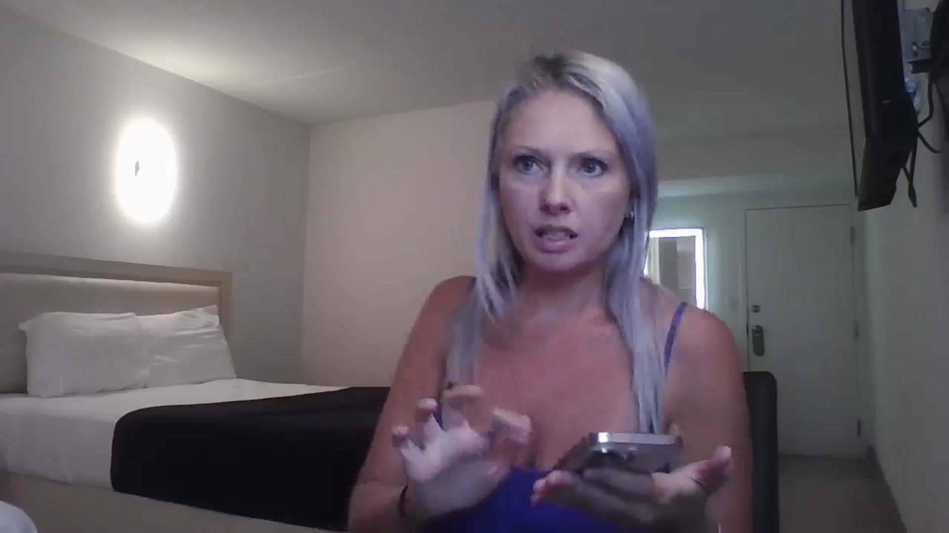 Gallery image thumbnail from Crystaaal's myfreecams stream on, 02/05/2026, 18:58 image 20 of 20