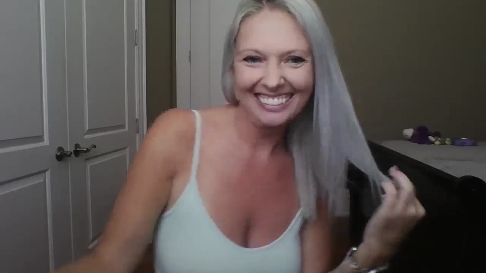 Gallery image thumbnail from Crystaaal's myfreecams stream on, 02/07/2026, 18:58 image 7 of 20