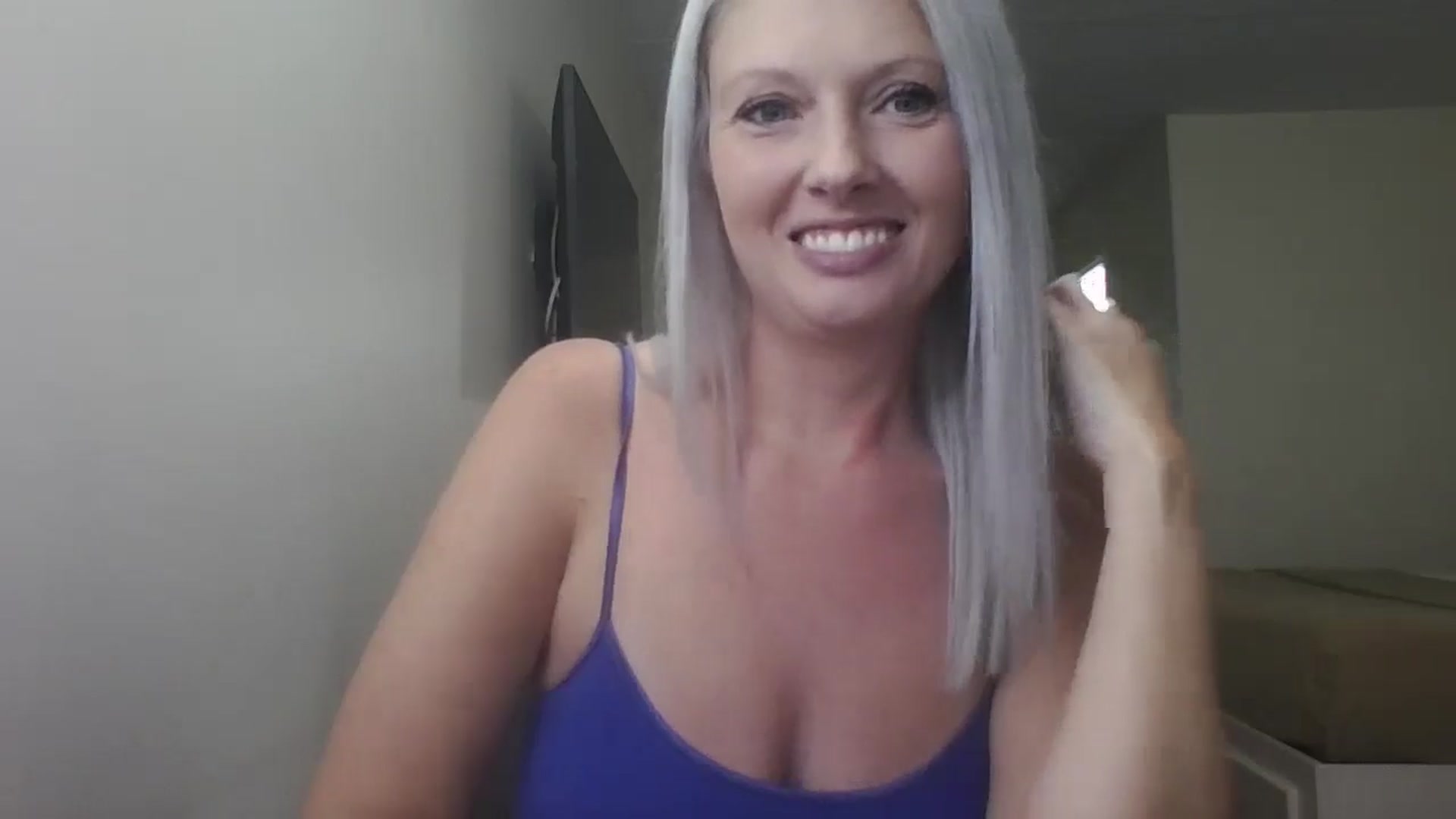 Gallery image thumbnail from Crystaaal's myfreecams stream on, 02/24/2026, 19:15 image 4 of 20