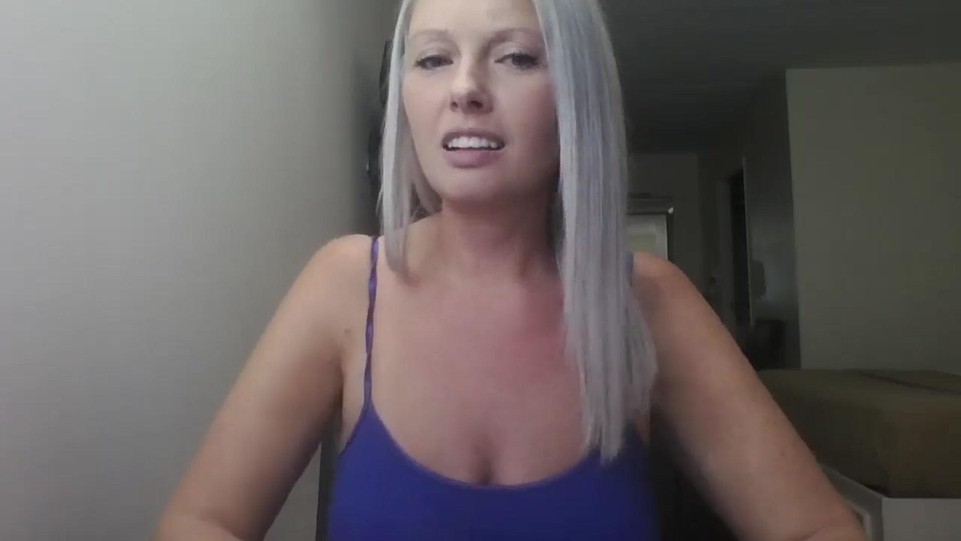 Gallery image thumbnail from Crystaaal's myfreecams stream on, 02/24/2026, 20:32 image 7 of 20