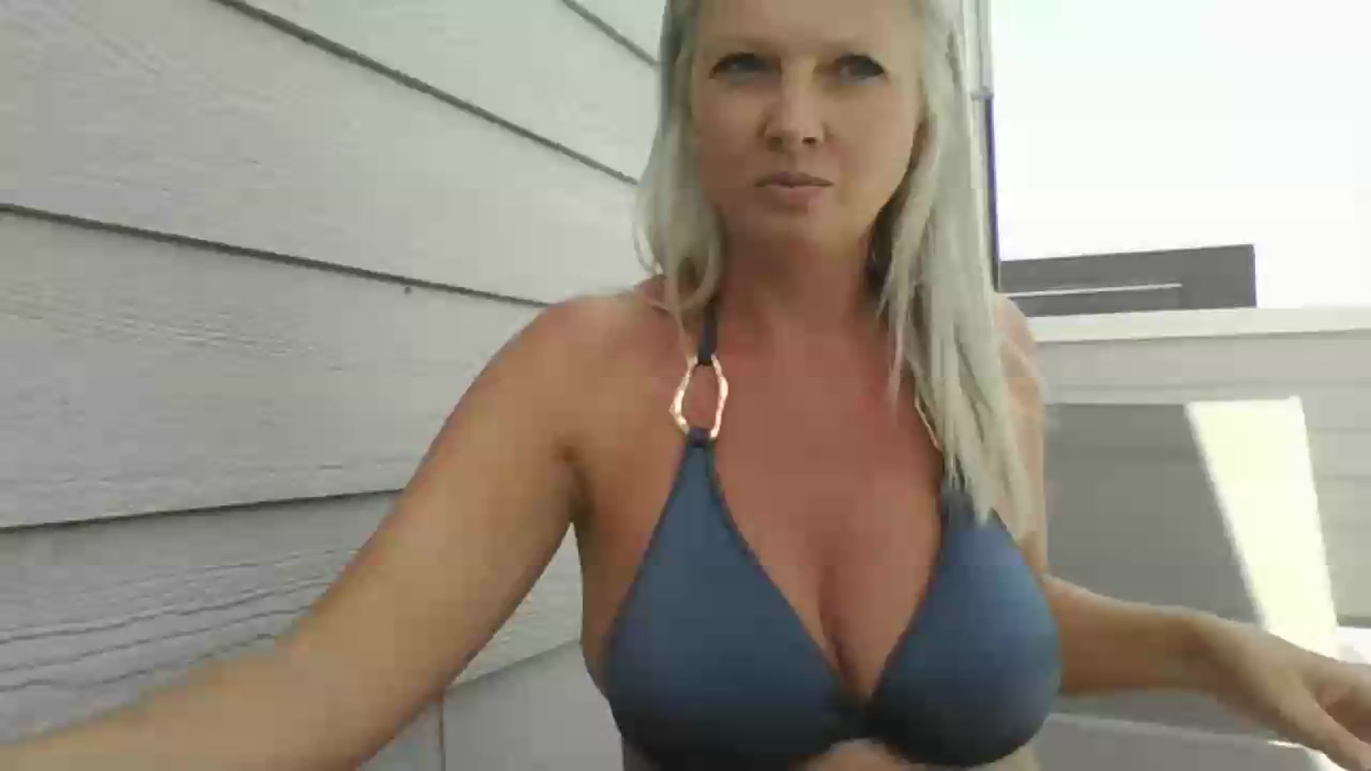 Gallery image thumbnail from Crystaaal's myfreecams stream on, 05/16/2026, 21:00 image 1 of 20
