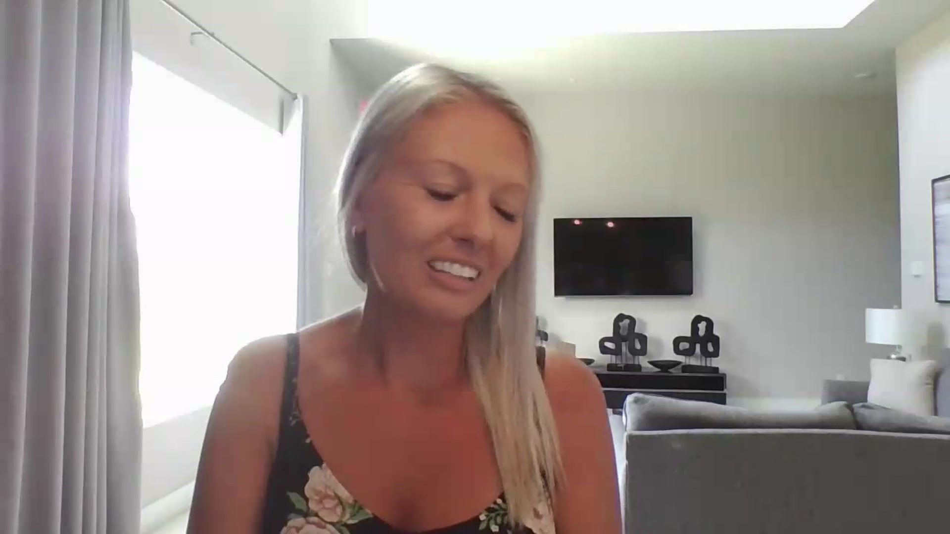 Gallery image thumbnail from Crystaaal's myfreecams stream on, 05/21/2026, 19:34 image 7 of 20