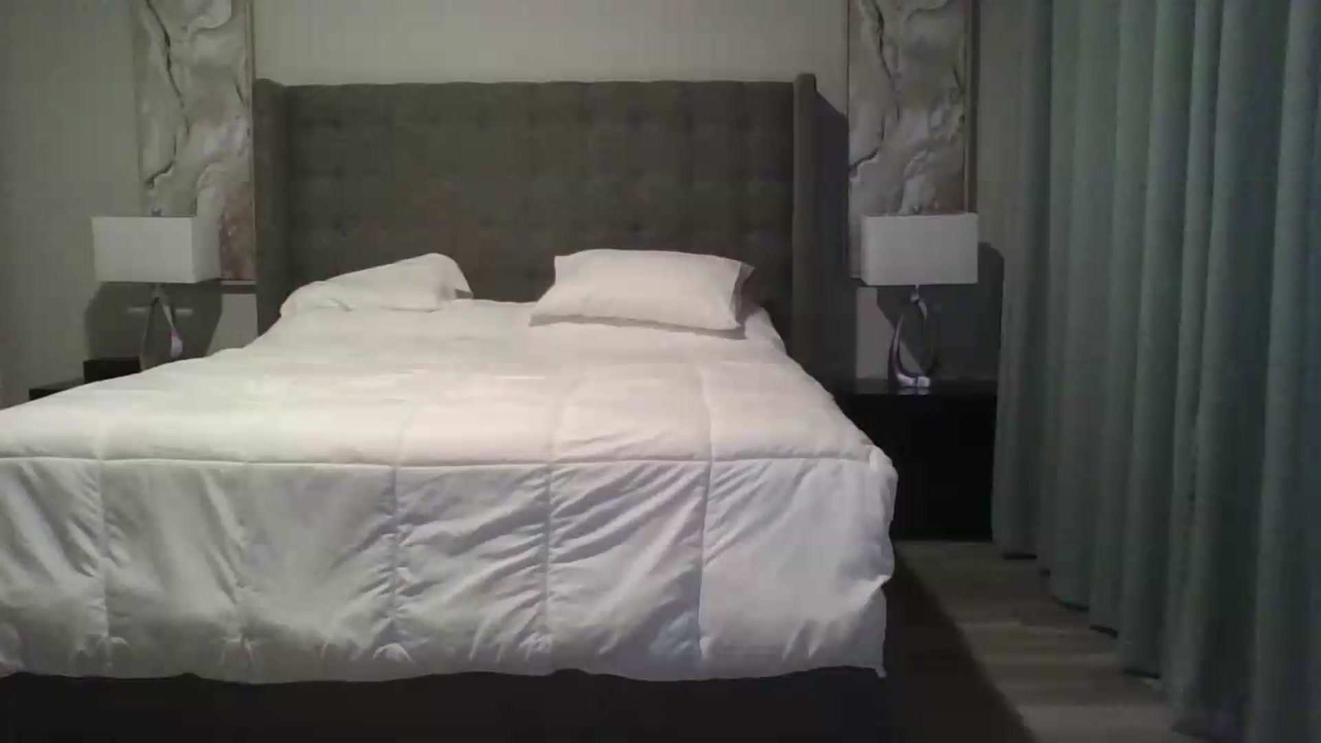 Gallery image thumbnail from Crystaaal's myfreecams stream on, 05/25/2026, 03:28 image 10 of 20