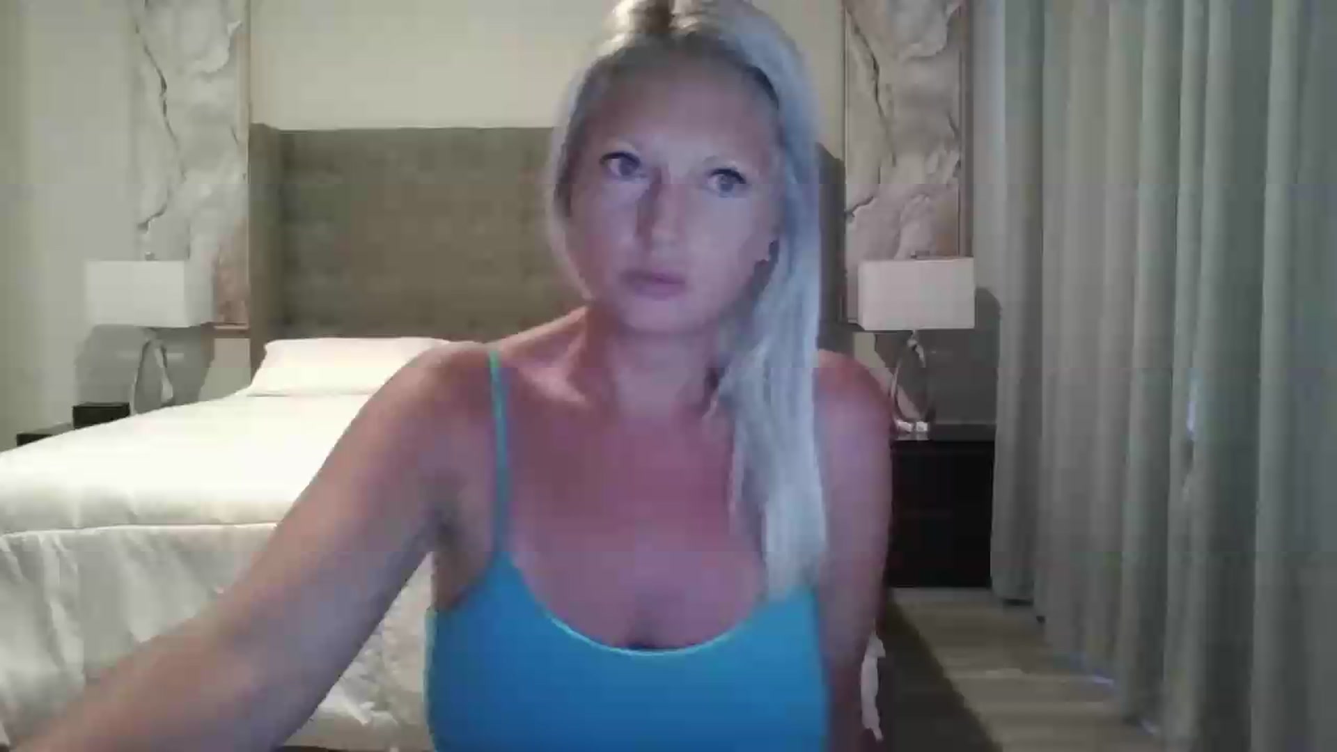 Gallery image thumbnail from Crystaaal's myfreecams stream on, 05/25/2026, 12:05 image 1 of 20