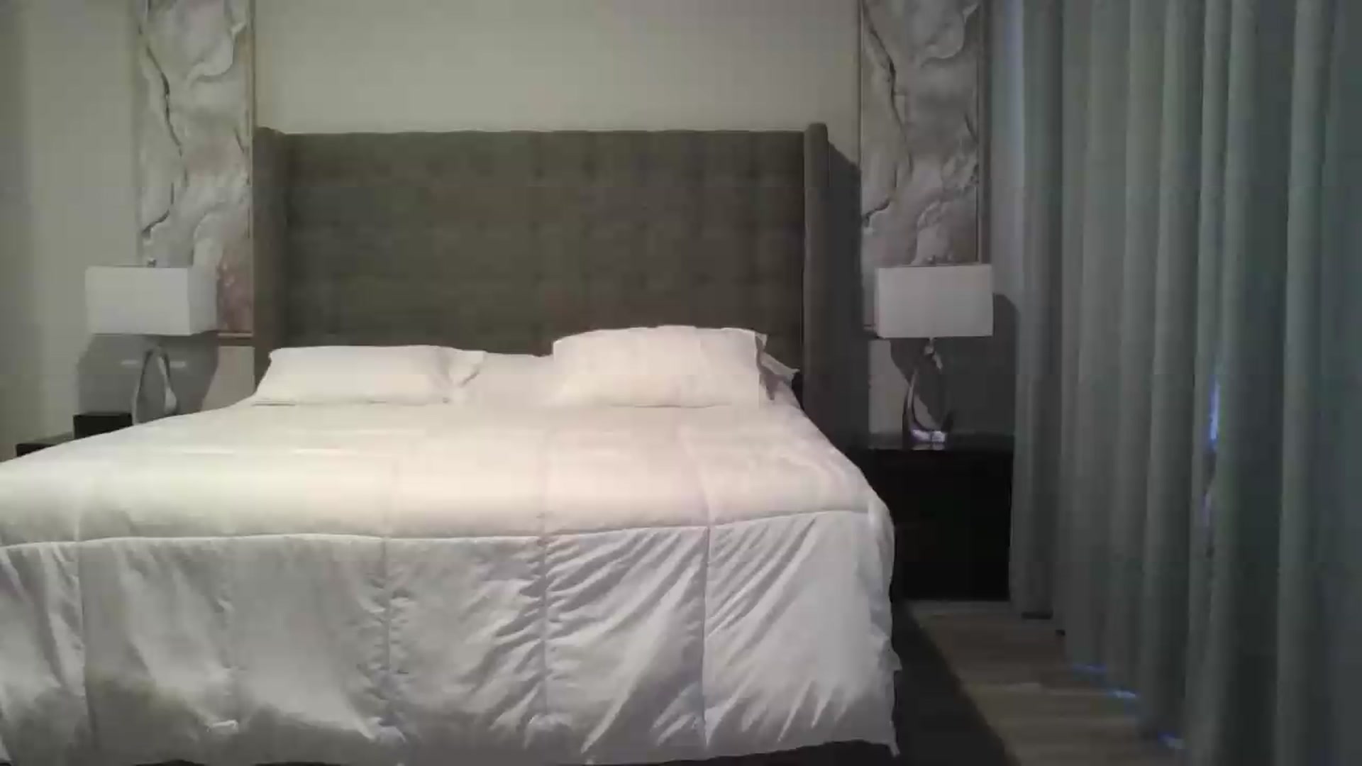 Gallery image thumbnail from Crystaaal's myfreecams stream on, 05/25/2026, 12:05 image 4 of 20